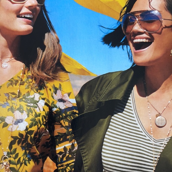 Cabi surf tank - Picture 4 of 9